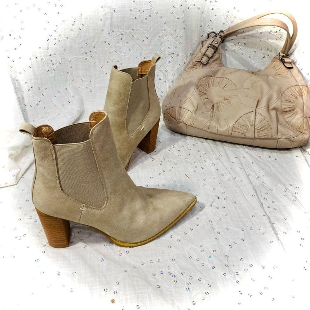 Mi.iM Esemee Boots - Block Heel Pointed Toe Slip-On SZ 10